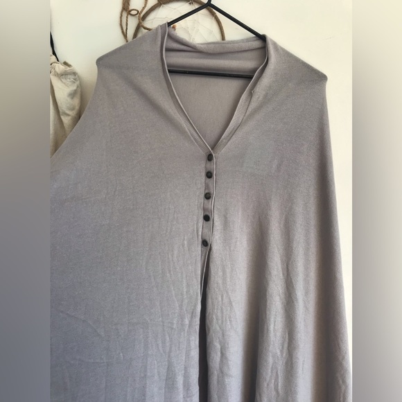 Accouchee Shawl Maternity - Picture 11 of 15